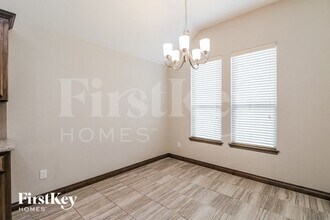 15904 Tall Grass Dr in Oklahoma City, OK - Foto de edificio - Building Photo