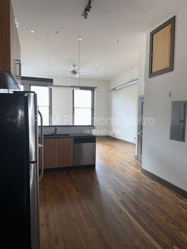 1322 W Broad St in Richmond, VA - Building Photo - Building Photo