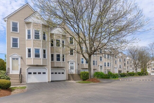 property at 1541 Middlesex St