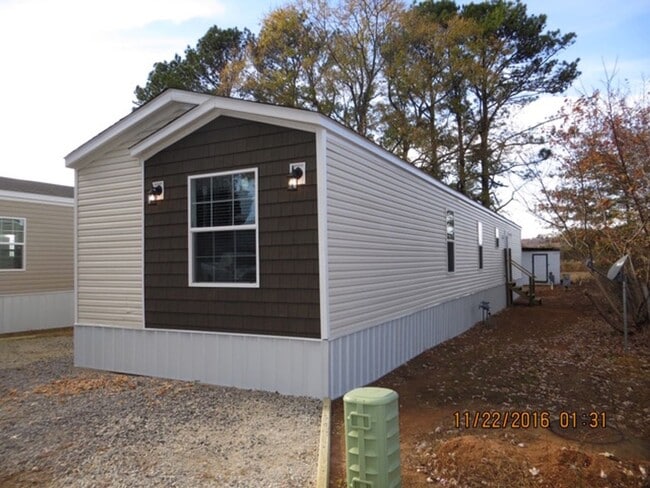 property at 1007 Alexandria Rd SW