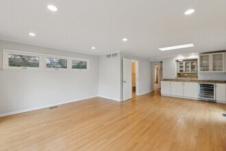 9225 Karlov Ave in Skokie, IL - Building Photo - Building Photo