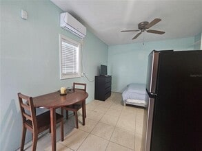 896 Florida Pkwy in Kissimmee, FL - Building Photo - Building Photo