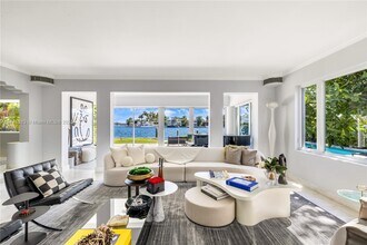 617-625 E Dilido Dr in Miami Beach, FL - Building Photo - Building Photo