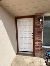 2344 W Walnut Ave in Visalia, CA - Building Photo - Building Photo