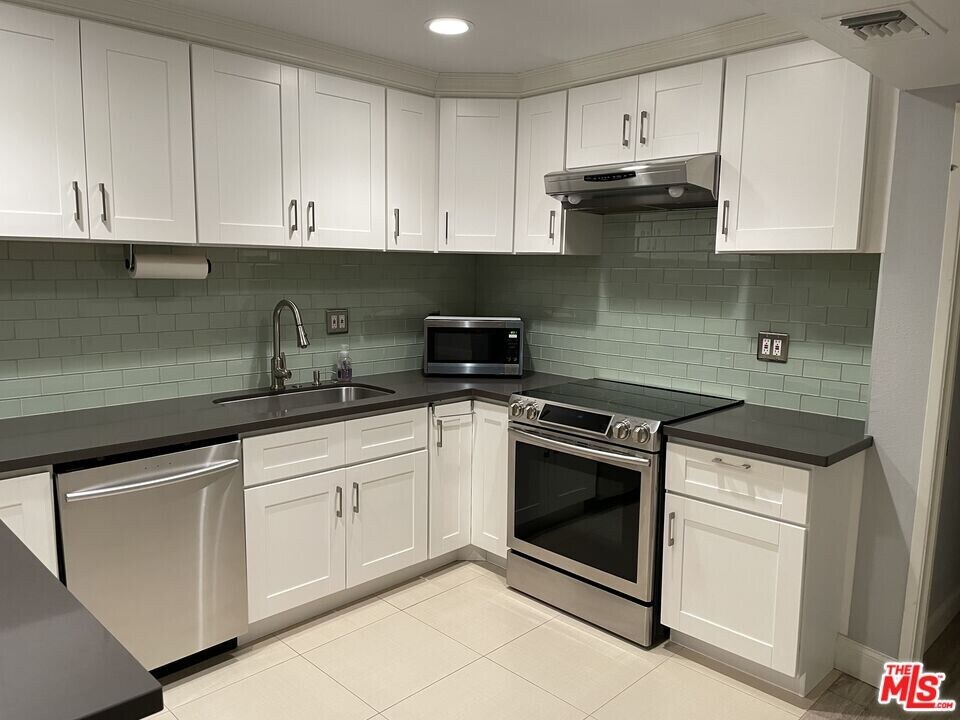 23401 Park Sorrento-Unit -41 in Calabasas, CA - Foto de edificio
