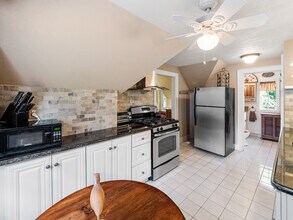 1115 Eton Cross Rd, Unit 1115 in Bloomfield Hills, MI - Building Photo - Building Photo