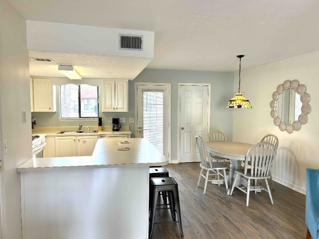 168 White Sandy Dr in Panama City Beach, FL - Building Photo - Building Photo