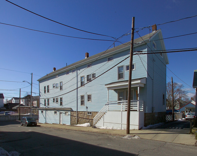 124 Hamlet St in Fall River, MA - Building Photo - Building Photo