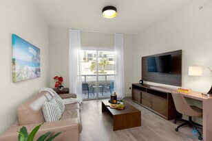 777 N Ocean Dr in Hollywood, FL - Building Photo