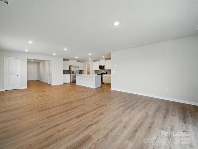 13300 Hampton Bay Ln in Charlotte, NC - Building Photo - Building Photo