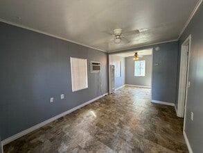 415 Arvin St in Bakersfield, CA - Building Photo - Building Photo