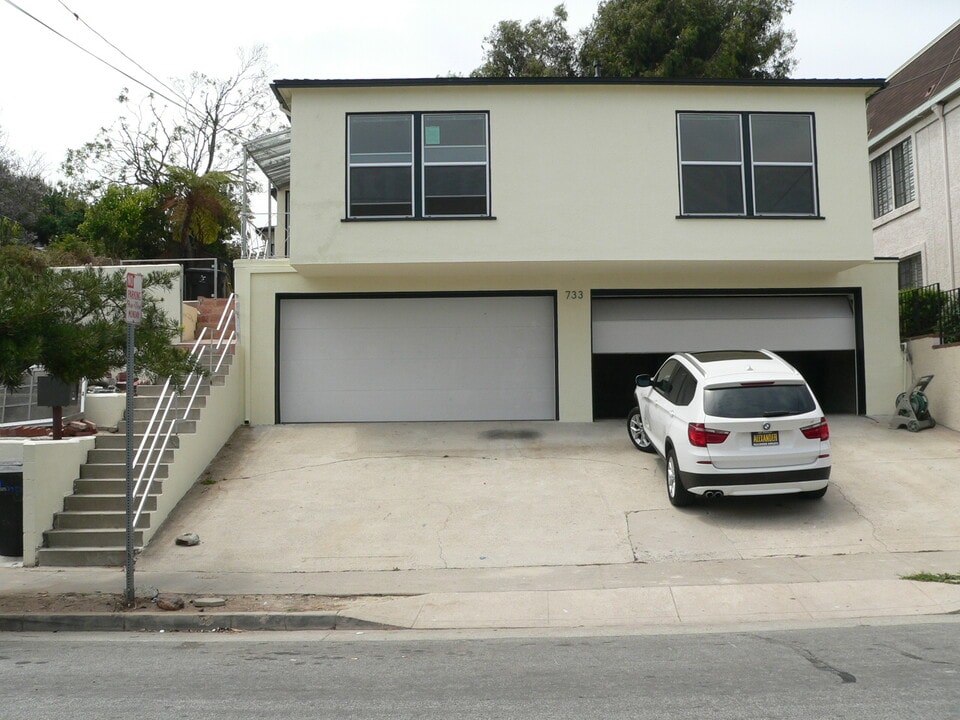 733 Pier Ave, Unit B in Santa Monica, CA - Building Photo