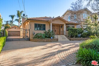 14710 Greenleaf St in Los Angeles, CA - Building Photo - Building Photo