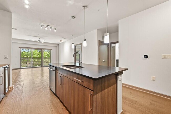 3600 S Lamar Blvd in Austin, TX - Building Photo - Building Photo