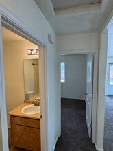 118 N Shasta Ave in Eagle Point, OR - Building Photo - Building Photo