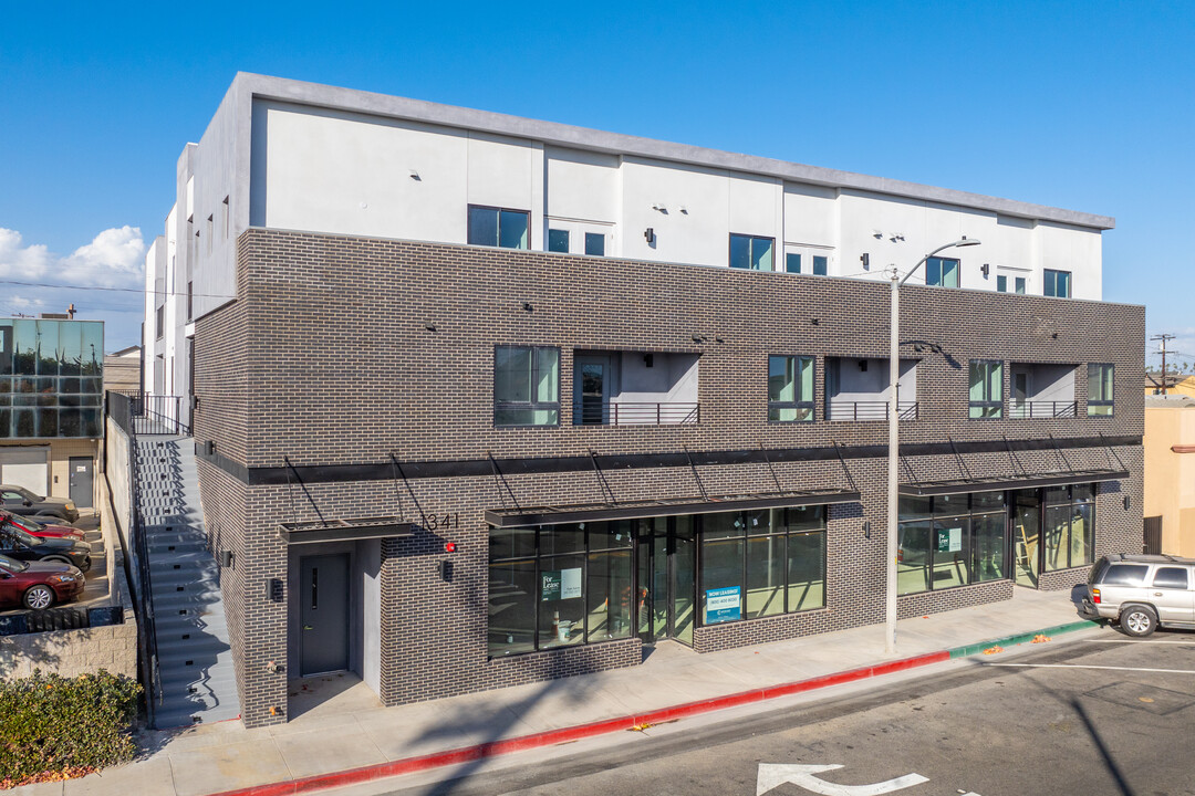 1341 W Gardena Blvd in Gardena, CA - Building Photo