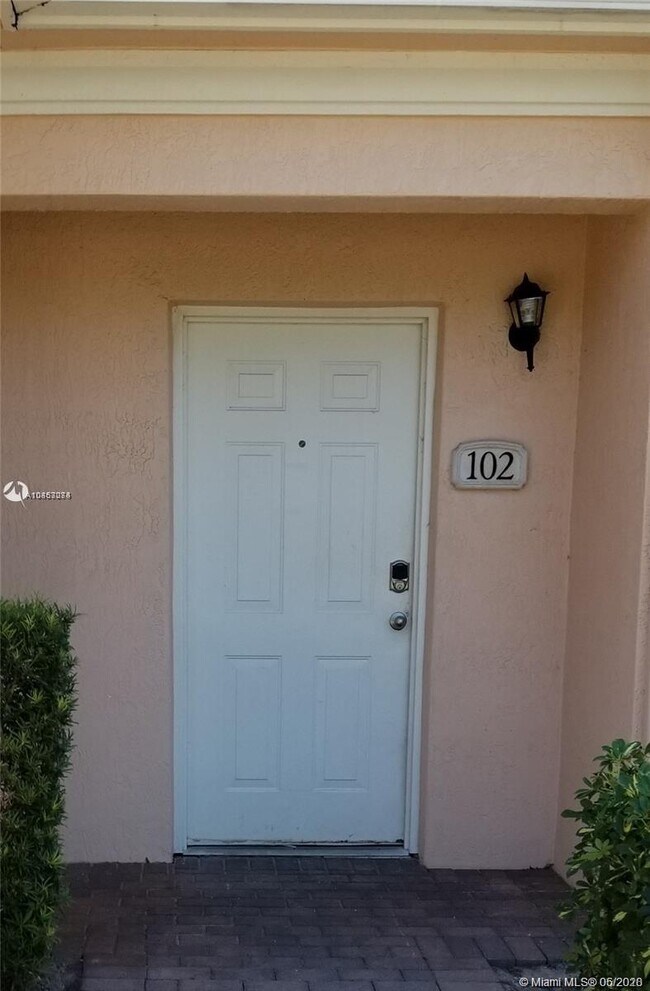 2809 Amalei Dr-Unit -102 in Palm Beach Gardens, FL - Building Photo - Building Photo