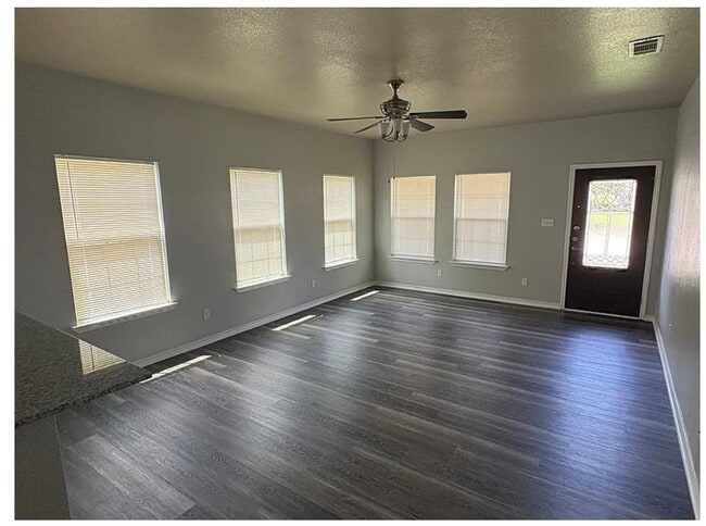 315 W Elm Ave in Temple, TX - Building Photo - Building Photo