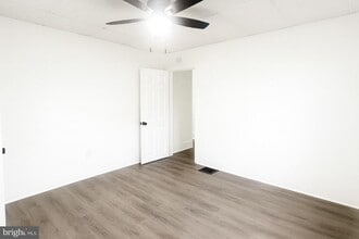 1100-2 Wesley Ave in National Park, NJ - Building Photo - Building Photo