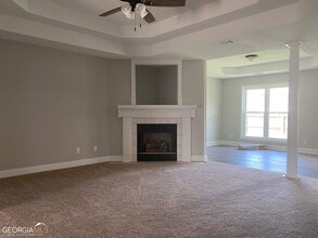 111 Alexandria Ct in Byron, GA - Foto de edificio - Building Photo