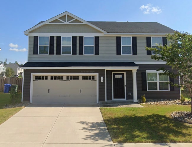 property at 792 Phipps Ln