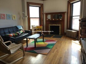 849 Beacon St in Boston, MA - Building Photo