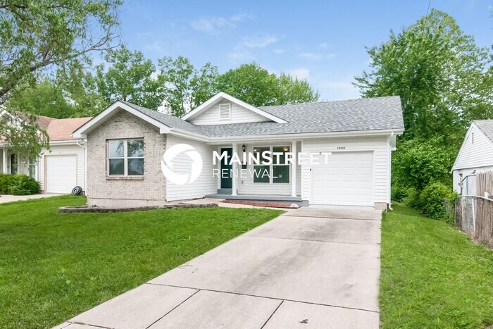 10345 Prince Dr in Jennings, MO - Building Photo