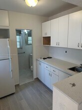 450 NW 40th Ct in Miami, FL - Building Photo - Building Photo