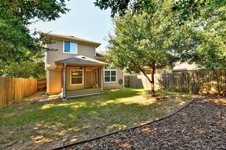 1508 Sugarberry Ln in Austin, TX - Building Photo - Building Photo