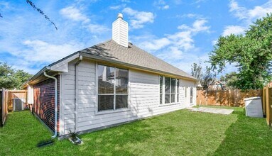11130 Blue Feather Dr in Houston, TX - Building Photo - Building Photo