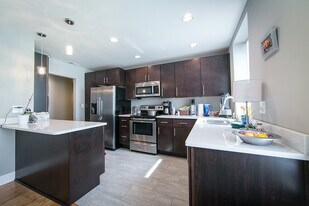 1301 N Alabama St in Indianapolis, IN - Building Photo