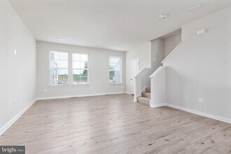 63 Arsberg Dr in Charles Town, WV - Building Photo - Building Photo