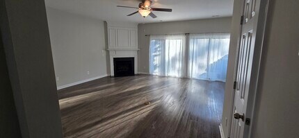 8519 Mount Valley Ln in Raleigh, NC - Foto de edificio - Building Photo