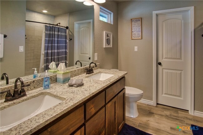1139 Cedar Bend in Canyon Lake, TX - Building Photo - Building Photo