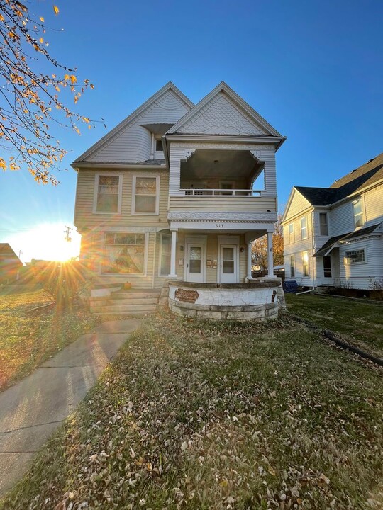 613 Exchange St in Emporia, KS - Building Photo