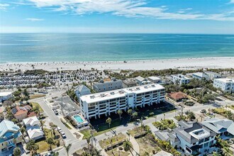 350 S Polk Dr in Sarasota, FL - Foto de edificio - Building Photo