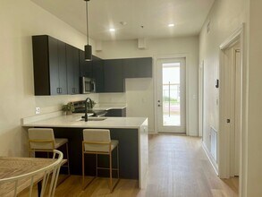 1801 Main St in Lubbock, TX - Building Photo - Building Photo