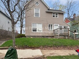 716 Kellogg St SE in Grand Rapids, MI - Building Photo