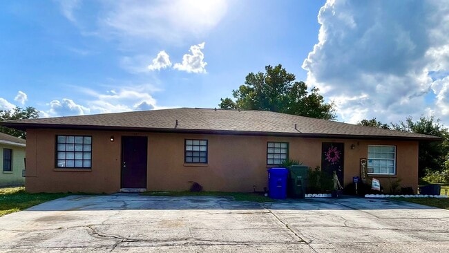 property at 515 Oregon Ave