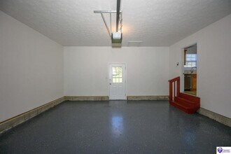 611 Flushing Meadows Dr in Rineyville, KY - Building Photo - Building Photo