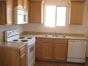 4249-4251 W 75 N in Cedar City, UT - Building Photo - Building Photo