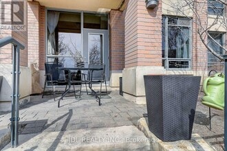 23 Cox Blvd in Markham, ON - Building Photo - Building Photo