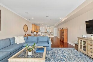 615 Adams St in Hoboken, NJ - Building Photo