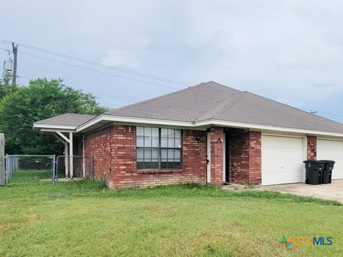 4005 Hitchrock Dr in Killeen, TX - Building Photo