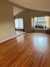 608 Lavergne Ave in Wilmette, IL - Building Photo - Building Photo
