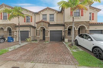 11413 SW 253rd St in Homestead, FL - Building Photo - Building Photo