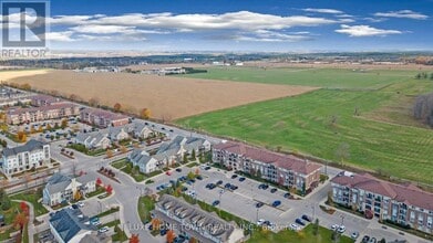 67 Kingsbury Square in Guelph, ON - Building Photo - Building Photo