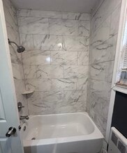 6642 Lebanon Ave, Unit Floor 2 in Philadelphia, PA - Building Photo - Building Photo