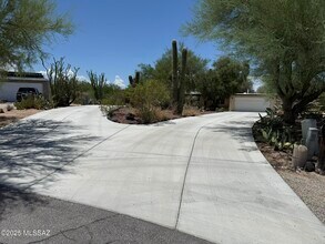 1450 S Corsica Pl in Tucson, AZ - Building Photo - Building Photo