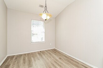 202 Freedom Trl in Forney, TX - Foto de edificio - Building Photo